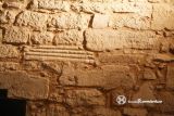San Roman de Hornija. San Roman. Resto de imposta con rayas incisas