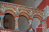 Hildesheim. San Miguel. Detalle de arcos de medio punto estucados