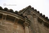 Puilampa. Iglesia del Monasterio.Detalle de capiteles