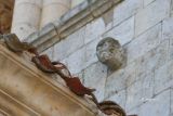 Almie. San Nicolas de Bari. Mnsula con cabeza humana en la torre