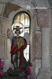 Fuente Urbel. Santa Maria. Vano romnico y cabeza humana a modo de capitel