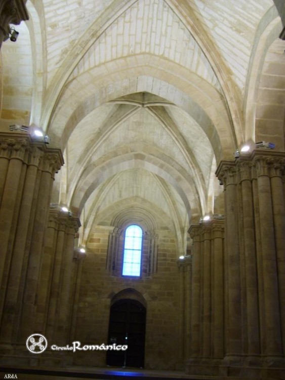 Aguilar de Campoo. Monasterio de Santa Maria la Real. Vista desde el abside