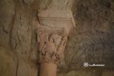 Ribas de Campos. Santa Cruz. Capitel con dragn alado