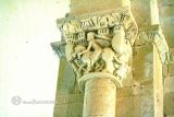 Valleespinoso de Aguilar. Santa Cecilia. Capitel de la cabecera: Sanson desquijarando al leon
