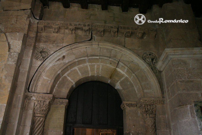 Salamanca. Catedral Vieja. Arquivoltas