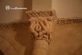 Caballar. La Asuncion de Nuestra Seora. Capitel con aves de laas desplegadas