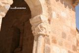 Rejas de San Esteban. San Gines. Capitel con cuadrupedo