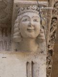 Valencia. Santa Maria. Canecillo con rostro de mujer
