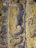 Coustouges. Santa Mara. Detalle de serpiente y hombre barbado