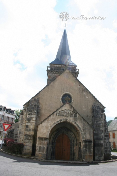 Chambon sur lac. Iglesia de Saint Etienne