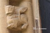 Iffleys. Santa Maria la Virgen.Puerta sur I/II Dragon en el intrados