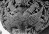 Detalle Grifos claustro Palamos foto 1935.JPG