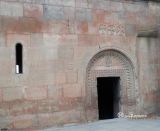 Ararat. Monasterio de Khor Virap. Entrada a la iglesia de Gevork