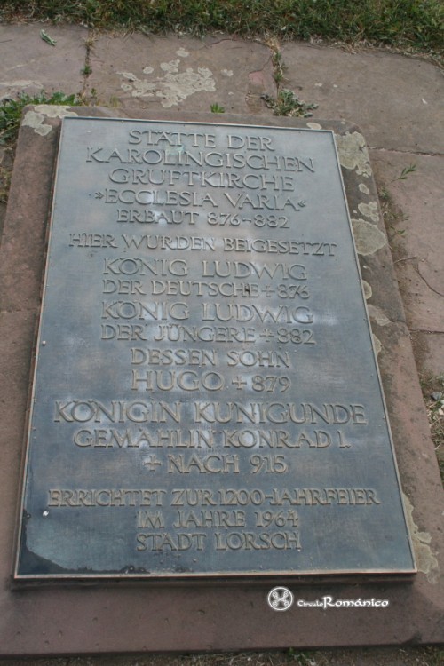 Lorsch. Portada. Placa