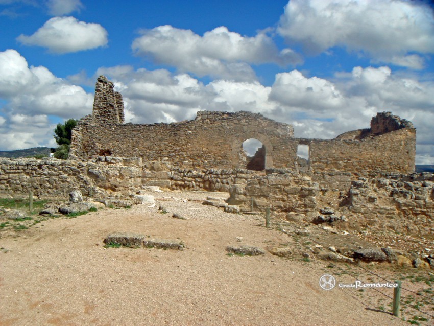 Guadalajara. Zorita de los Canes. Recópolis. Fachada del templo