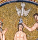 Ravena. Baptisterio Arriano. Detalle del Espíritu Santo