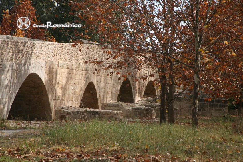 Talamanca. Puente Romano. Arcos