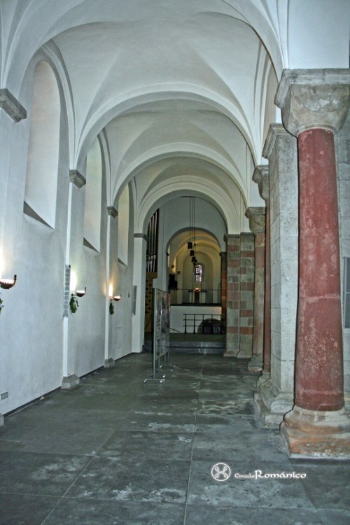 Colonia. St Jorge. Nave lateral norte
