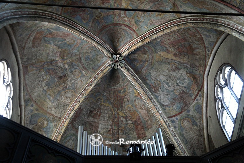 Colonia. St Maria Lyskirchen. Tramo de bóveda cercano al crucero