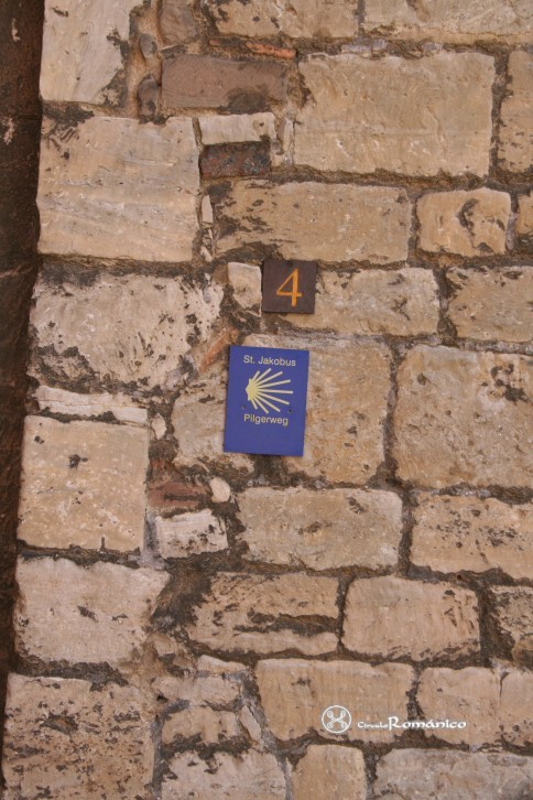 Querfurt. Iglesia de la ciudadela. Cartel del Camino de Santiago