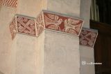 Sangerhausen. St. Ulrich. Imposta con aves de alas desplegadas