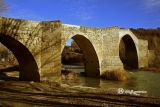 Capella. Puente Románico. Arcos y tajamares