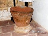 Fombellida. Santa Cruz. Pila bautismal