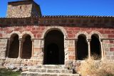 Jodra del Pinar. San Juan Bautista.Galeria porticada