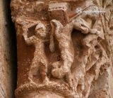Aguilar de Bureba. Sta Maria la Mayor. Caballero luchando contra bestia