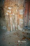 Almendres. San Millán Abad. Columnas del lado oeste