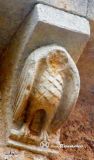 Bañuelos de Rudron. San Esteban.Canecillo con ave descabezada