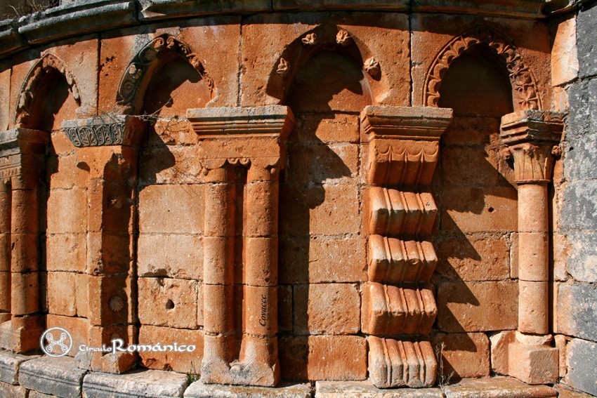 Castrillo de Solarana. San Pedro. Decoración del abside
