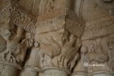 Hormaza. San Esteban Protomartir. Capitel con grifos