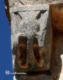 Revilla Cabriada. Santa Elena. Canecillo figurado