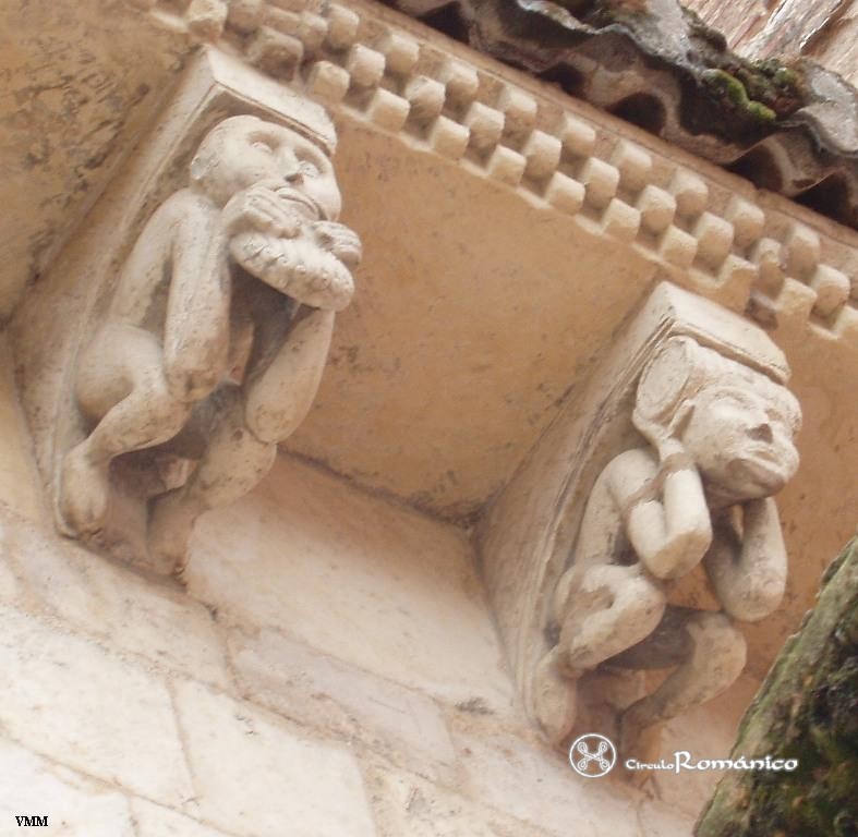 Leon. Santa Maria del Camino o del Mercado. Detalle de musicos