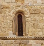 Leon. Santa Maria del Camino o del Mercado. Vano del muro sur