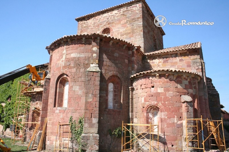 Mave. Monasterio de Santa Maria. Cabecera