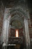 Mave. Monasterio de Santa Maria. Capilla de la pila bautismal