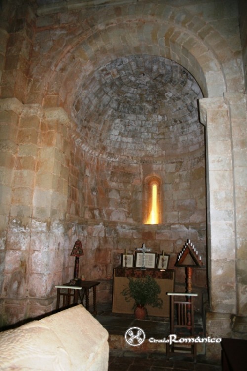 Olmos de Ojeda. Santa Eufemia. Abside lateral