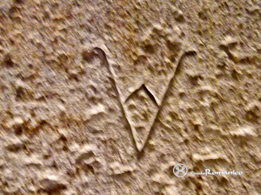 San Andres del Arroyo. Monasterio. Marca de cantero