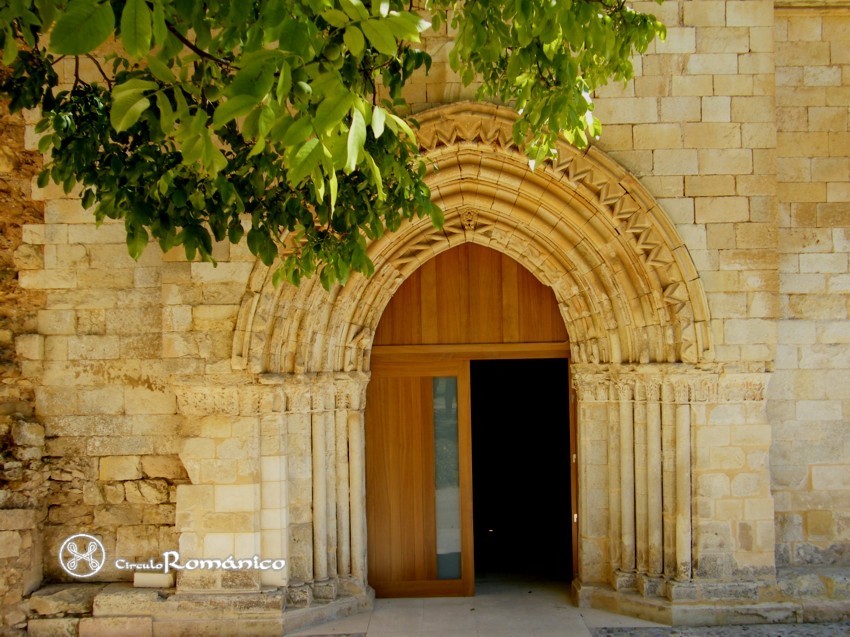 San Andres del Arroyo. Monasterio. Entrada al vestíbulo