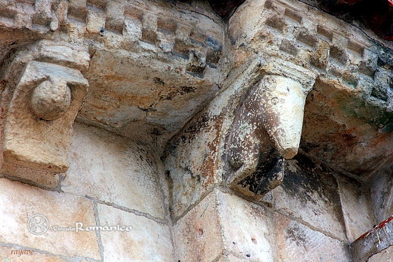Salamanca. San Cristobal, Canecillo del abside central
