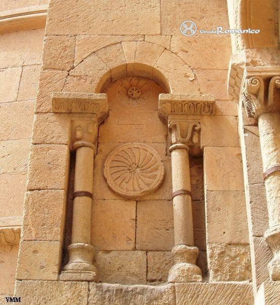 Salamanca. Santo Tomas Canturiense. Vano norte del abside central