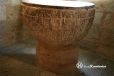 Almenara de Tormes. Nuestra Sra de la Asuncion. Pila bautismal