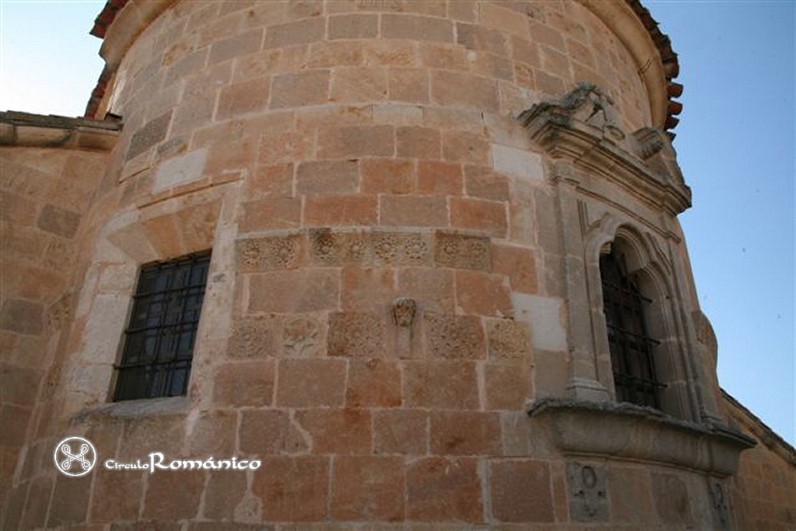Almenara de Tormes. Nuestra Sra de la Asuncion. Cabecera