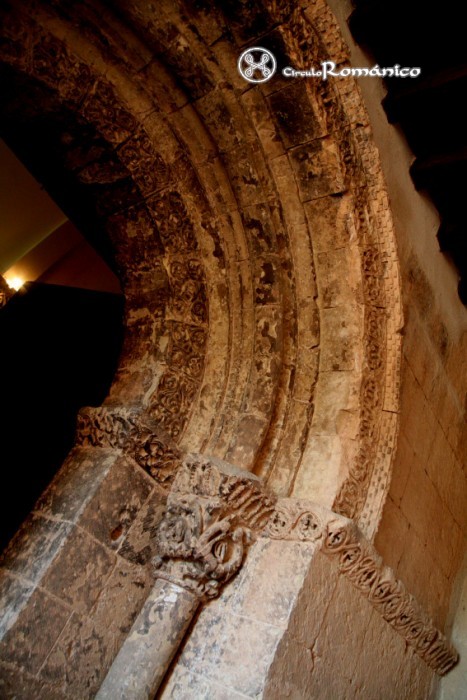 Caballar. La Asuncion de Nuestra Señora. Detalle del lado derecho