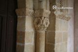 Perorrubio. San Pedro ad Vincula. Capitel con personajes fantásticos de la portada del templo