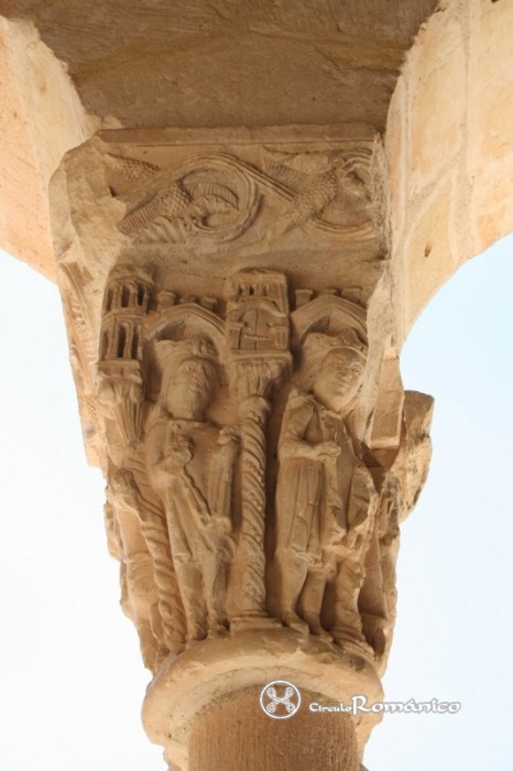 San Pedro de Gaíllos. San Pedro. Capitel con escena de Corte