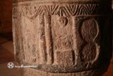 Santa María de Riaza. La Natividad. Detalle de cabecita en la pila bautismal