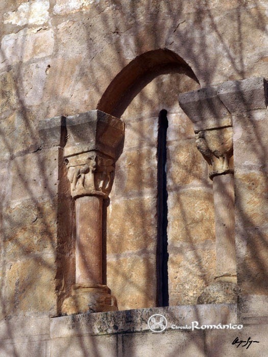 Valdesimonte. Nuestra Señora de la Asunción. Vano absidal